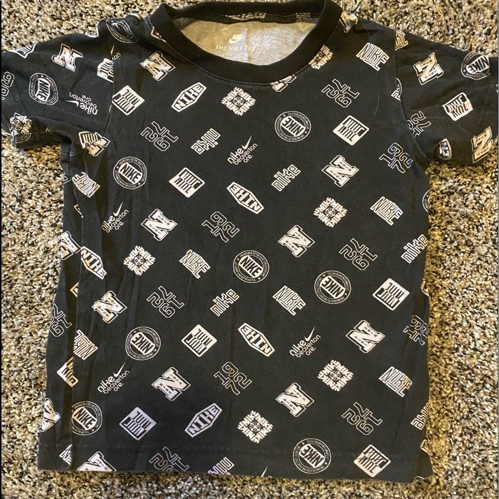 Nike T-shirt